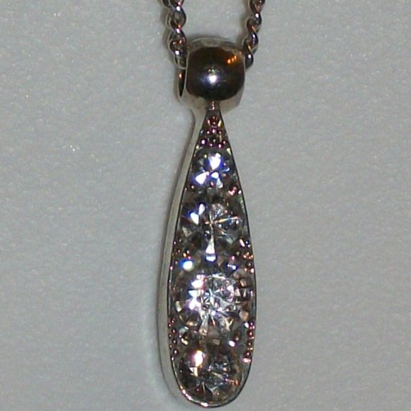 Triple Chain w/ Triple 4 Crystal Pendants Necklace - Picture 4 of 10